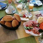 Riverside In Hitdorf Am Rhein - Zentral An Der A1 Und 59