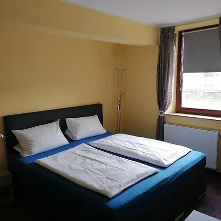 Hotel Riverside In Hitdorf Am Rhein - Zentral An Der A1 Und 59 3*