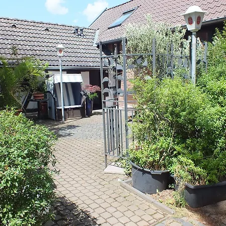 Riverside In Hitdorf Am Rhein - Zentral An Der A1 Und 59