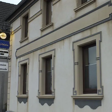 Riverside In Hitdorf Am Rhein - Zentral An Der A1 Und 59