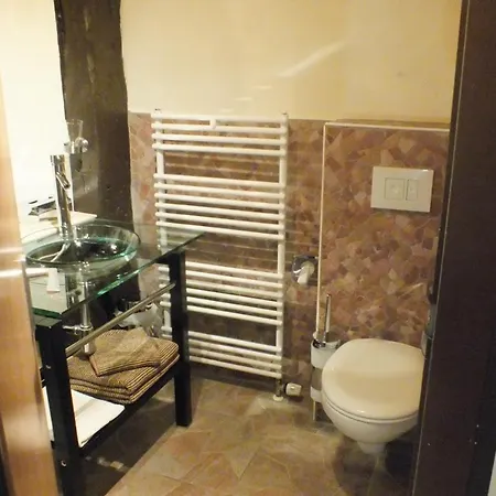 Riverside In Hitdorf Am Rhein - Zentral An Der A1 Und 59 Hotel