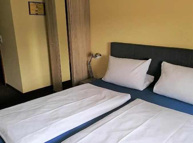 Hotel Riverside In Hitdorf Am Rhein - Zentral An Der A1 Und 59 3*