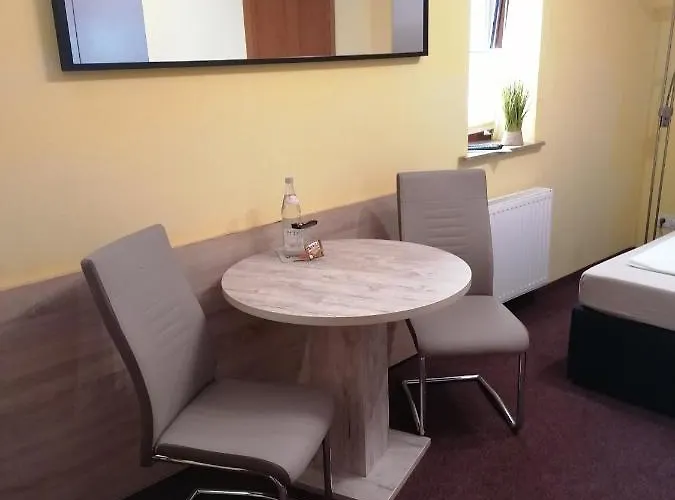 Riverside In Hitdorf Am Rhein - Zentral An Der A1 Und 59 3* Leverkusen