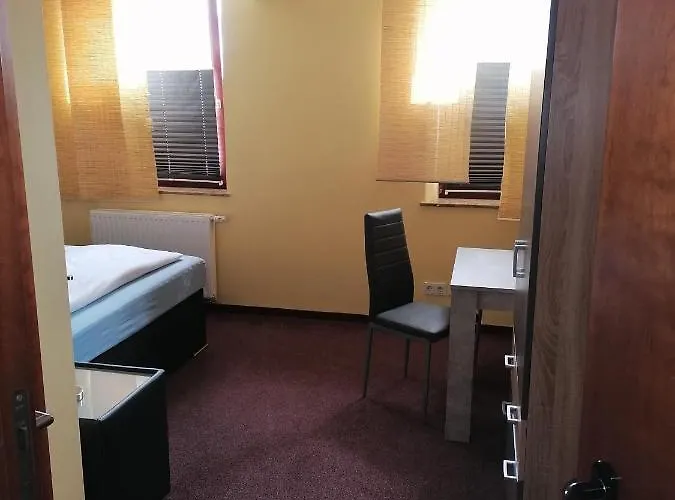 Riverside In Hitdorf Am Rhein - Zentral An Der A1 Und 59 3* Leverkusen