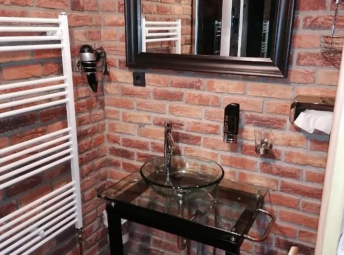 فندق Riverside In Hitdorf Am Rhein - Zentral An Der A1 Und 59 ليفركوزن