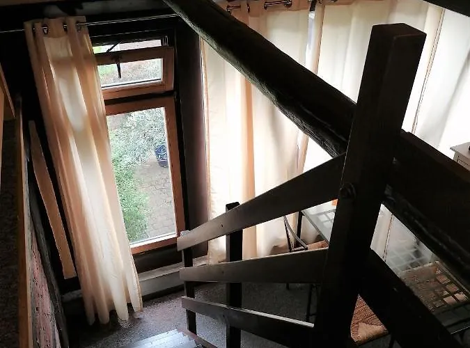 Hotel Riverside In Hitdorf Am Rhein - Zentral An Der A1 Und 59