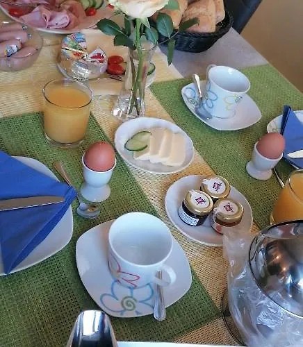 Riverside In Hitdorf Am Rhein - Zentral An Der A1 Und 59 3* Leverkusen