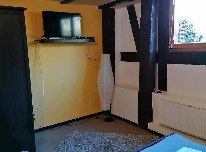 Riverside In Hitdorf Am Rhein - Zentral An Der A1 Und 59 Leverkusen