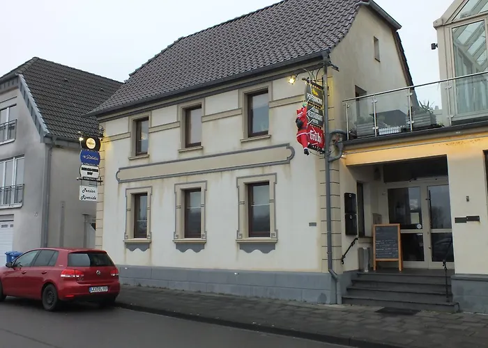 Riverside In Hitdorf Am Rhein - Zentral An Der A1 Und 59 Hotel 3*