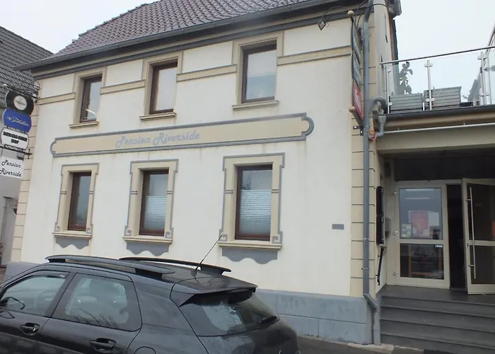 Riverside In Hitdorf Am Rhein - Zentral An Der A1 Und 59 Hotel 3*